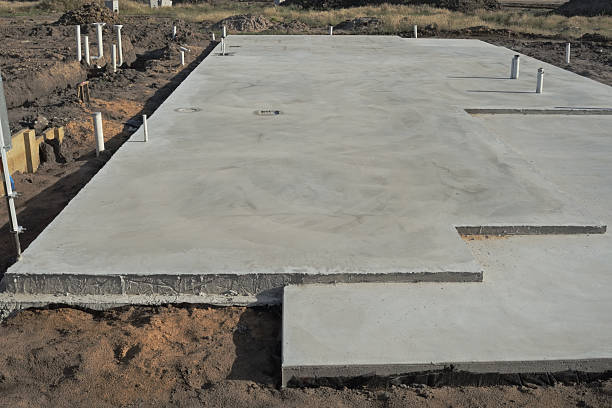 Best Concrete Retaining Walls in Three Lakes, FL